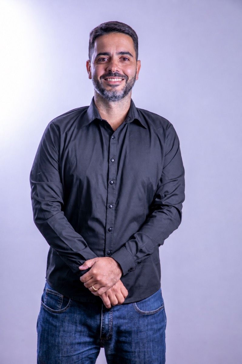 Professor Guilherme Sant'Anna